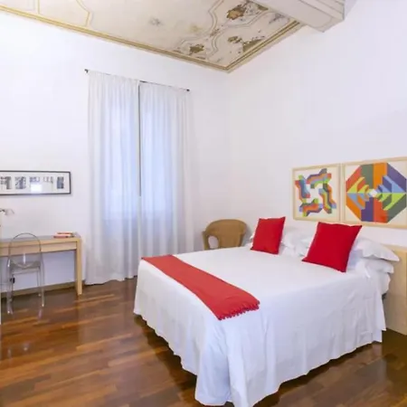 Spanish Steps Vittoria * Roma