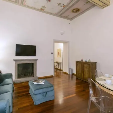 Spanish Steps Vittoria * Roma