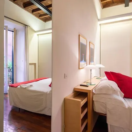 Spanish Steps Vittoria Διαμέρισμα *