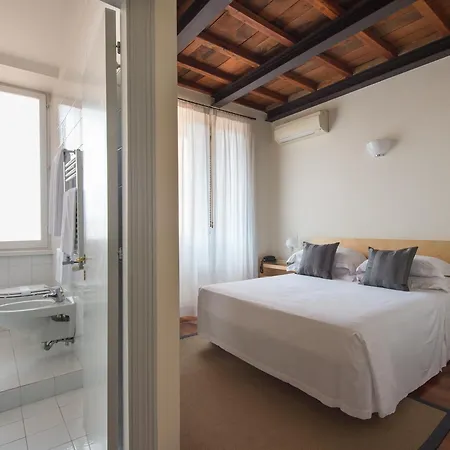 Spanish Steps Vittoria